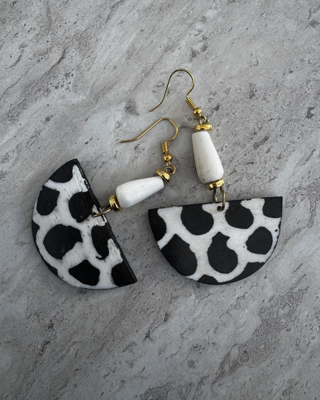 Mono Earrings