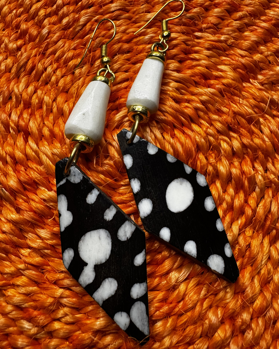 Black Dot Angular Earrings