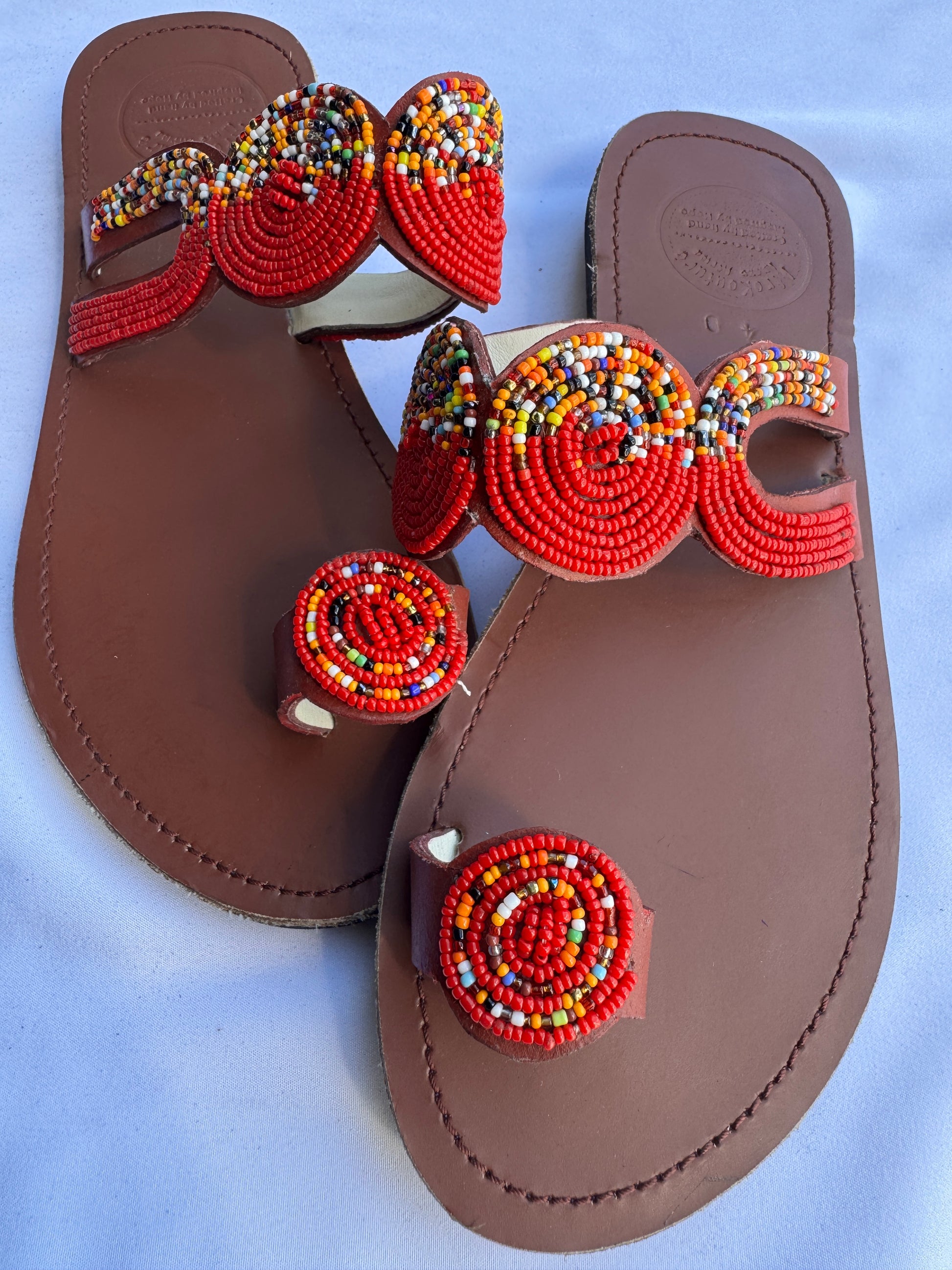 Ayana (US 9-9.5), Style 12 - Red Multicolor Scallop
