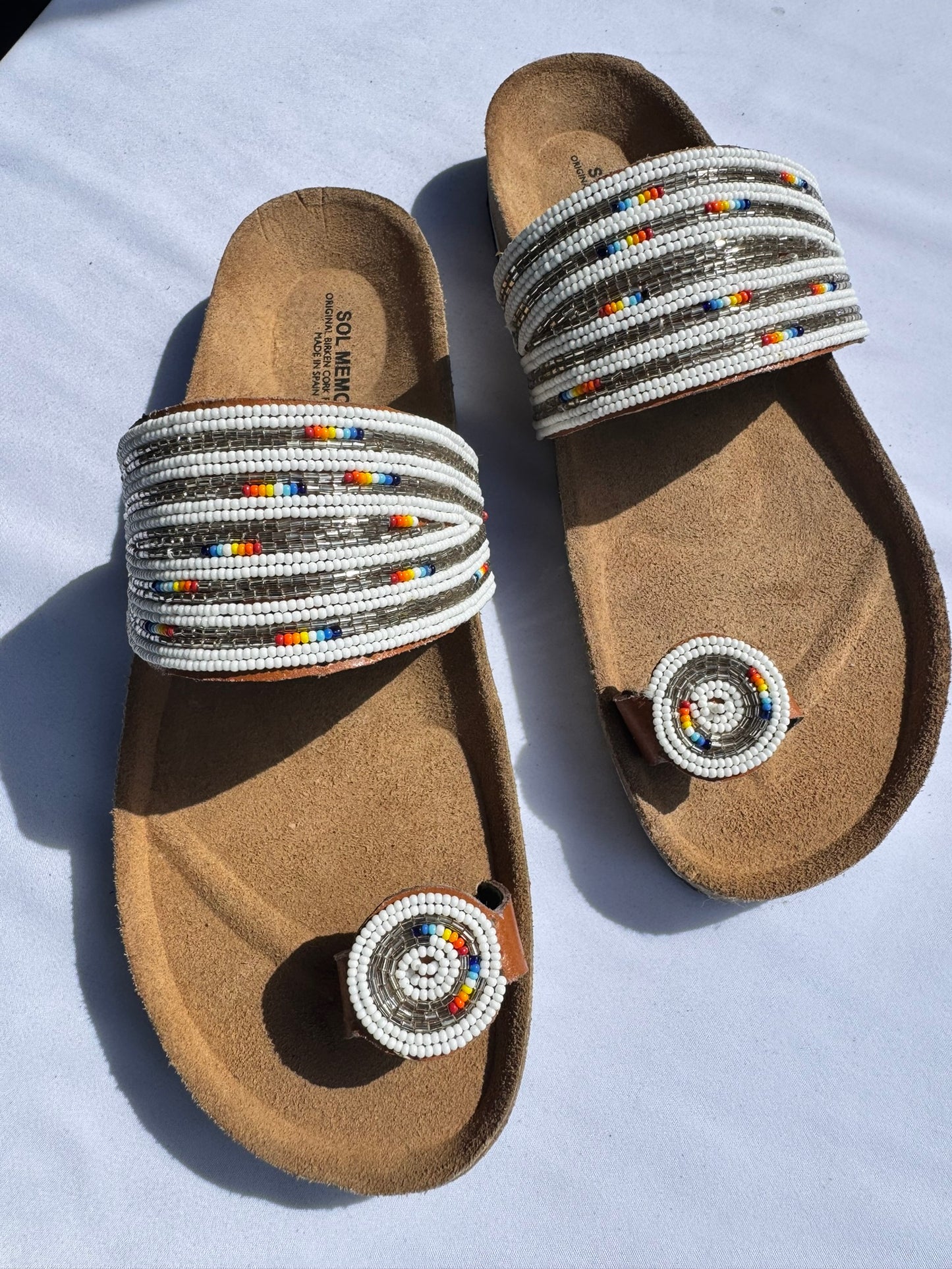 Ayana (US 9-9.5), Style 21 - White-Silver Stripe Comfort