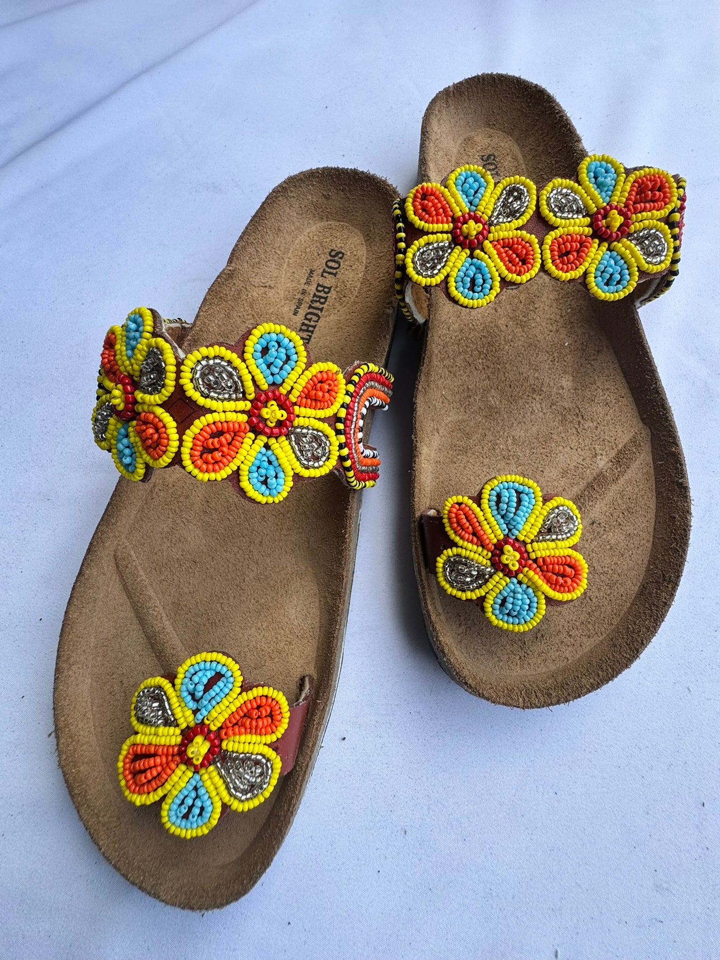 Zahara (US 10-10.5), Style 08 - Yellow Orange Aqua Floral Comfort