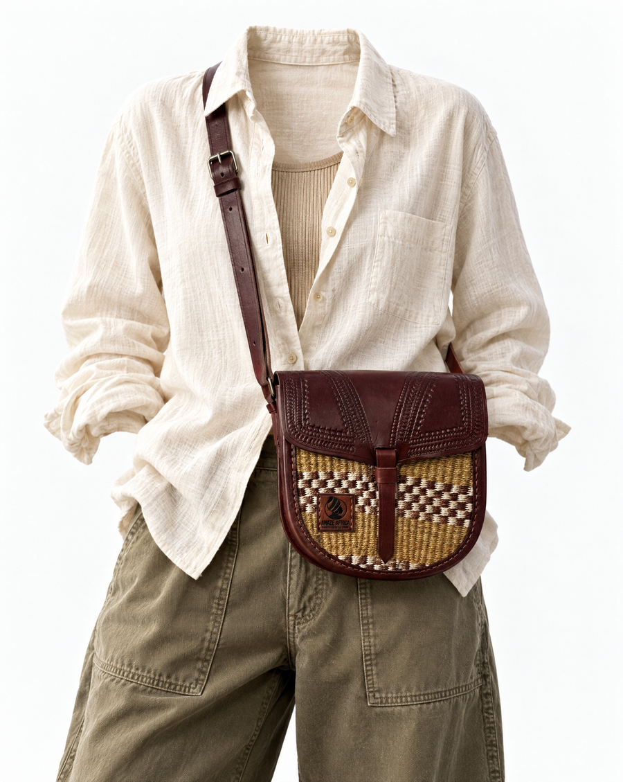 @Amani Saddle Crossbody
